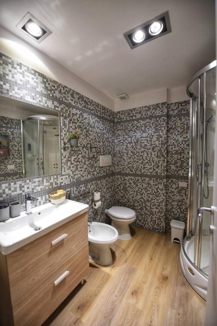 רומא Industrial Loft Trastevere Station מראה חיצוני תמונה